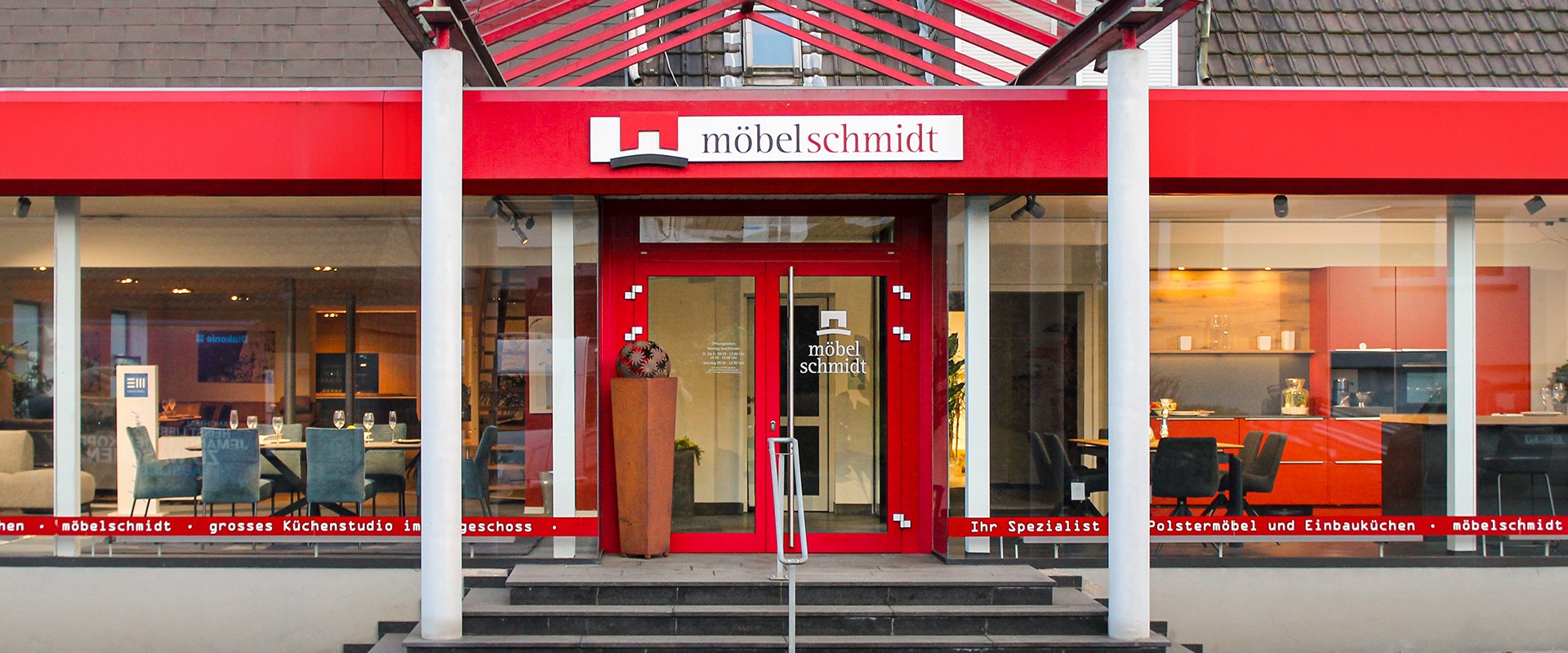 Außenansicht von Möbel Schmidt